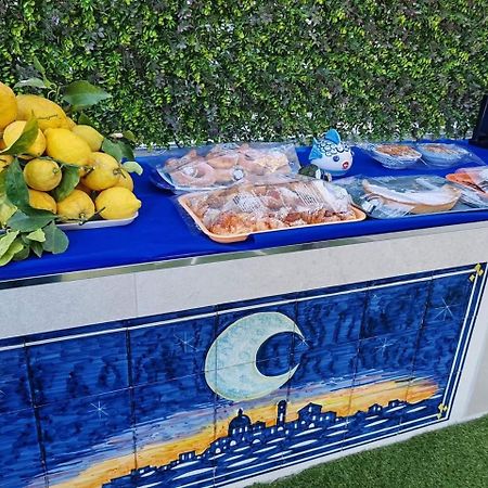 Al Chiaro Di Luna Luxury Suites Amalfi Coast Vietri Eksteriør bilde
