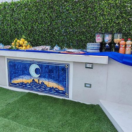 Al Chiaro Di Luna Luxury Suites Amalfi Coast Vietri Eksteriør bilde