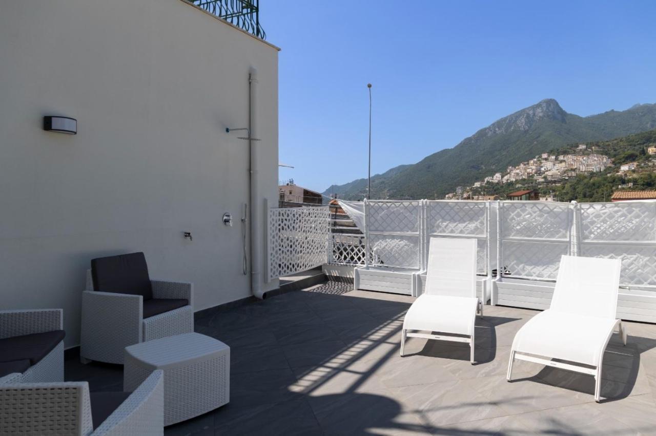 Al Chiaro Di Luna Luxury Suites Amalfi Coast Vietri Eksteriør bilde