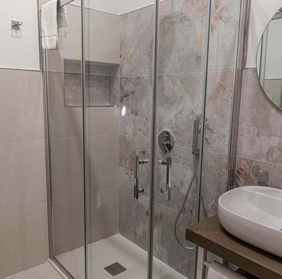 Al Chiaro Di Luna Luxury Suites Amalfi Coast Vietri Eksteriør bilde