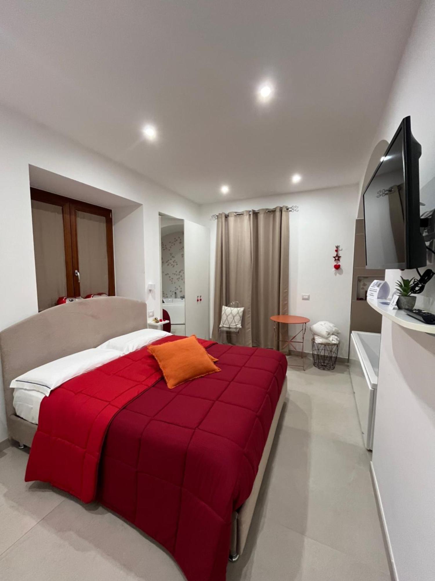 Al Chiaro Di Luna Luxury Suites Amalfi Coast Vietri Eksteriør bilde