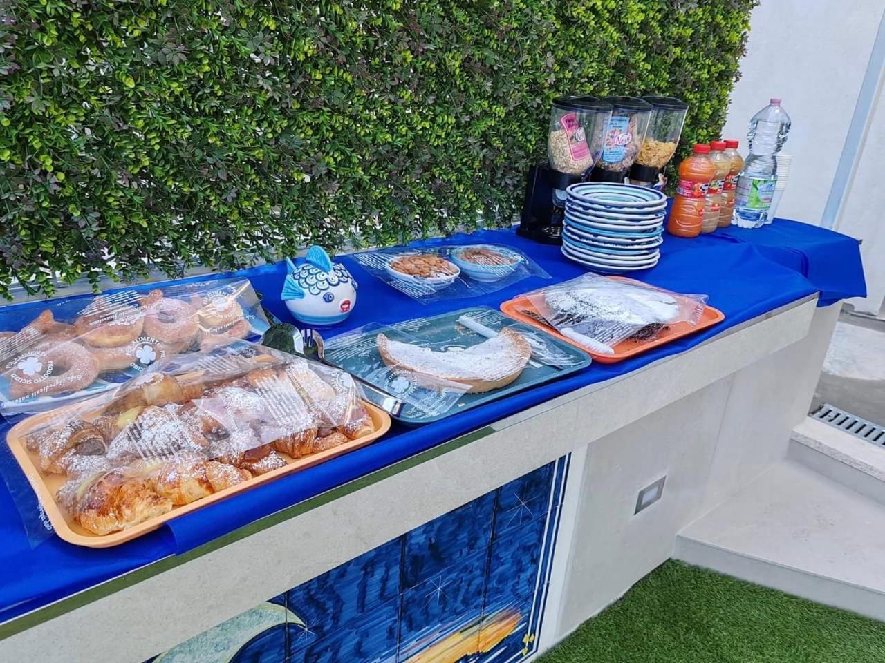 Al Chiaro Di Luna Luxury Suites Amalfi Coast Vietri Eksteriør bilde